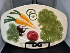 Los Angeles Potteries  Vintage Serving Bowl or Platter #550 Embossed Americana