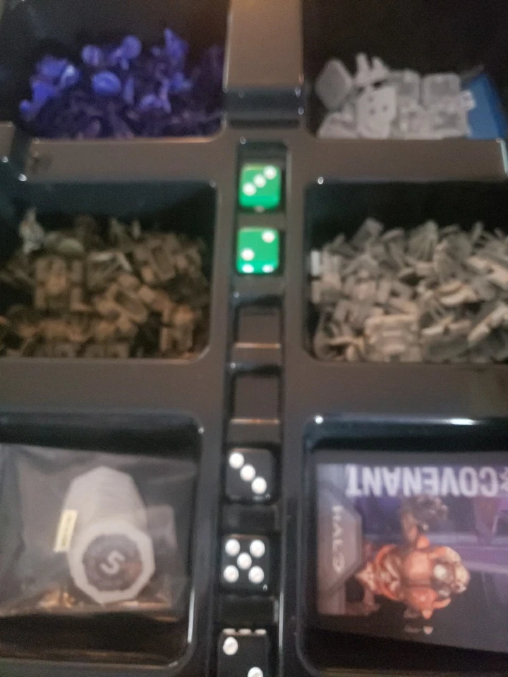 Risk Halo Legendary Edition Board Game Strategic Conquest Hasbro 2012  - Image 2 of 3