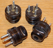 1960 vintage LOT 4 PRISE broche ANCIEN FICHE ELECTRIQUE BAKELITE P21-144-15-250