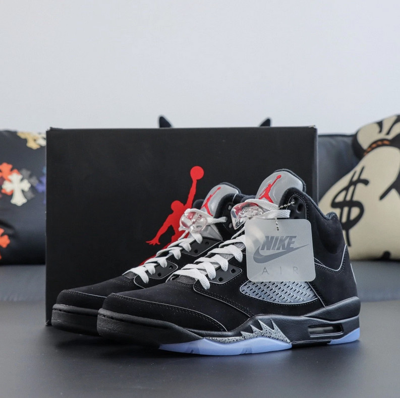 Jordan 5 "BLACK METALLIC REIMAGINED" High Top Baketball Shoe