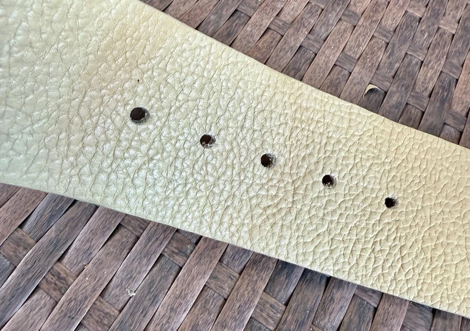 Cinturón Vintage Beige Cuero Búfalo Cintura Ancha Joed Tachonado Latón Tachonado Med 34 Foto 4 de 4