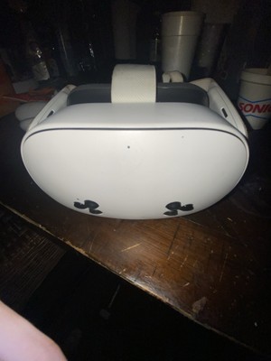 Meta Oculus Quest 3S 128GB VR Virtual Reality Gaming Headset Controllers = WORKS