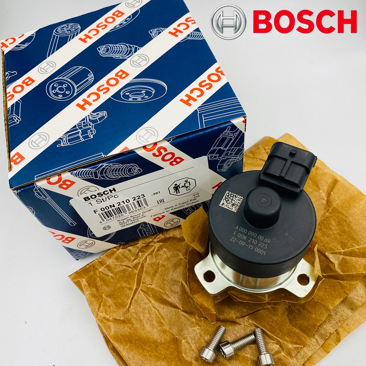 DETROIT A0000900069 F00N210223 Fuel Meter Quantity Control Valve DD13/DD15/DD16