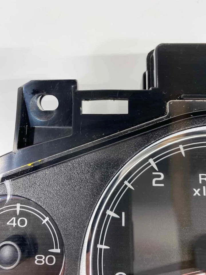 Used Speedometer Gauge fits: 2007 Gmc Yukon new style smooth door skin cluster M - Image 3 of 4