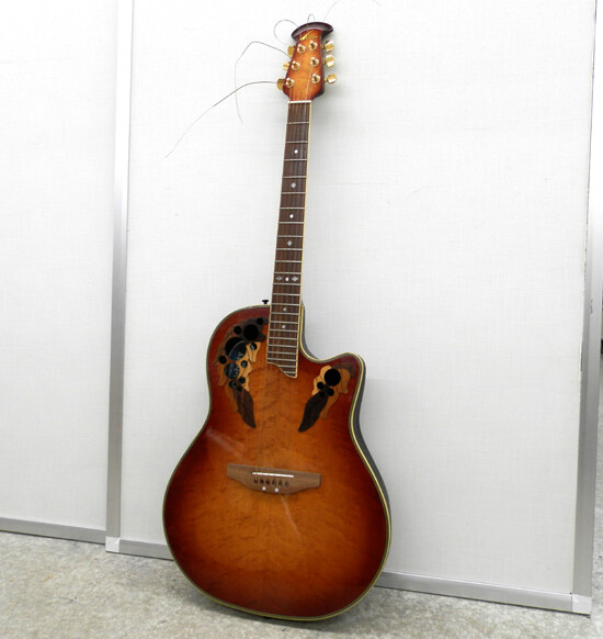 Electric Acoustic Guitar Ovation by Celebrity Deluxe CC257 Electric Acoustic Guitar Ovation by Celebrity Deluxe CC257