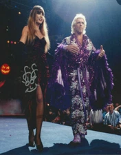 WWF Diva FIFI The Maid Wendy Barlow - Ric Flair's wife autographed 8x10 photo
