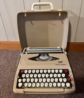 Vintage Smith Corona Typewriter Cream Color 1960 s Includes Case And Spring