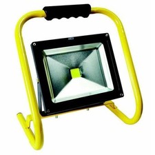 Zeta 11.1v 30 Watt Cordless Rechargeable Lithium-ion Led Floodlight Construction Zeta 11.1v 30 Watt Cordless Rechargeable Lithium-ion Led Floodlight Construction