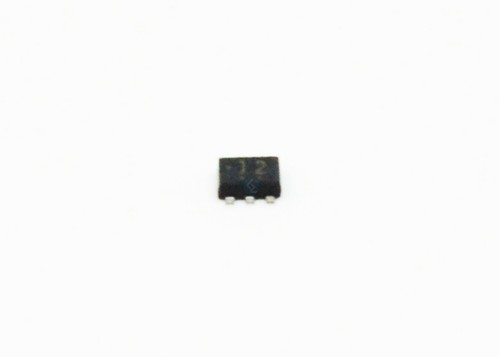 Lot of TC7SZ08FEAPE TC 7SZ08FEAPE J2 Power IC Chip Chipset - Picture 1 of 4