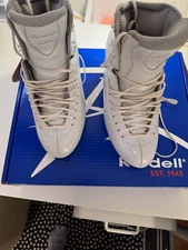 Women's Jackson Premiere 2800 Figure Skate, size 9.5 E, Used with box