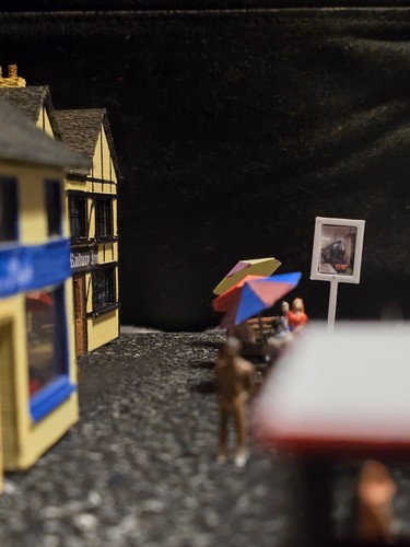 Z gauge village shop, restaurant, cafe or take-away **UNPAINTED** - Picture 10 of 22
