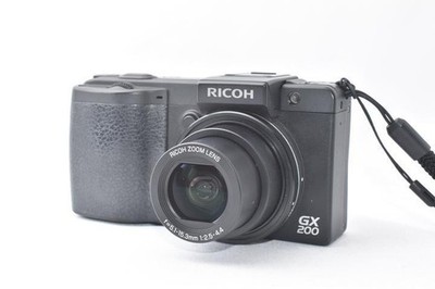Ricoh GX200 Digital Camera 12MP 24 72mm Wide Zoom Compact
