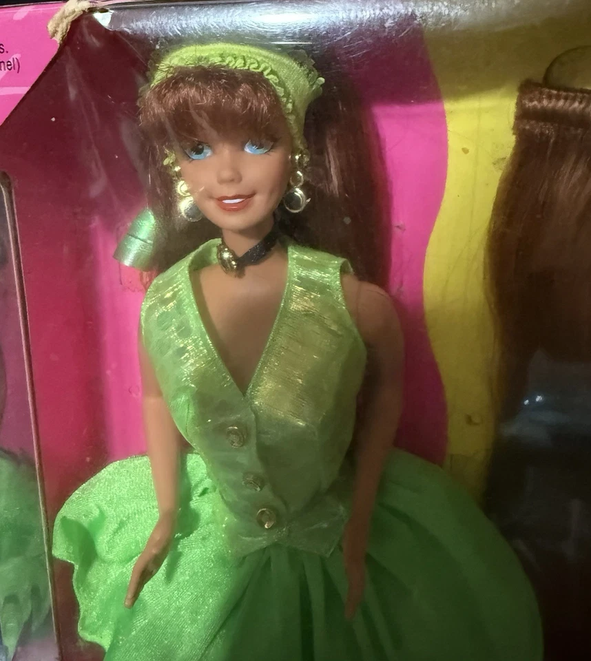 Muñeca Barbie Mattel Vintage 1994 Corte y Estilo 12644 Pelirroja Pelo Largo Rojo Caja Abierta Foto 4 de 4