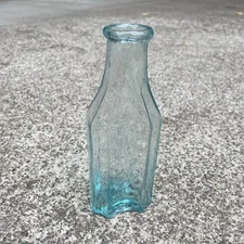 Vtg Hinge Mold Deep Blue Aqua Whittled Western Spice Bottle Applied Top 2 Piece