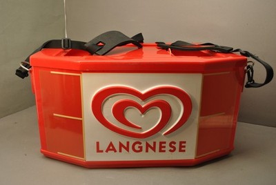 Langnese Eis Bauchladen