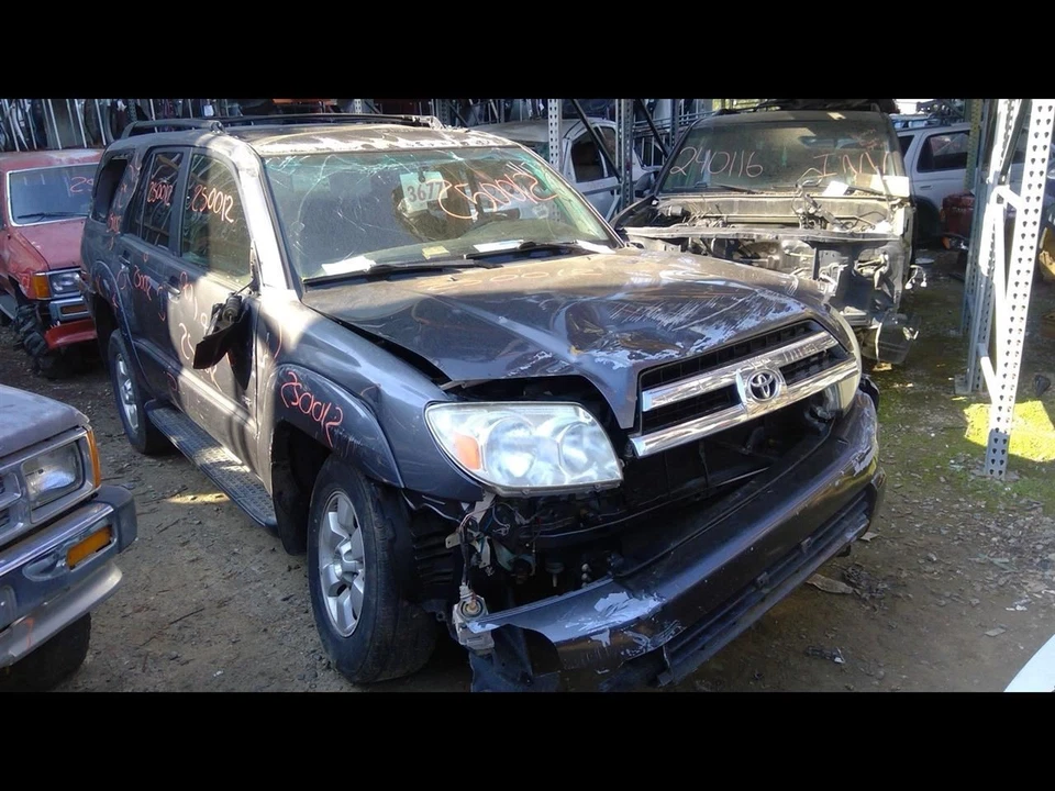 Toyota 4 Runner SR5 2005 4,0 L cubierta superior de apoyo del radiador Foto 3 de 4