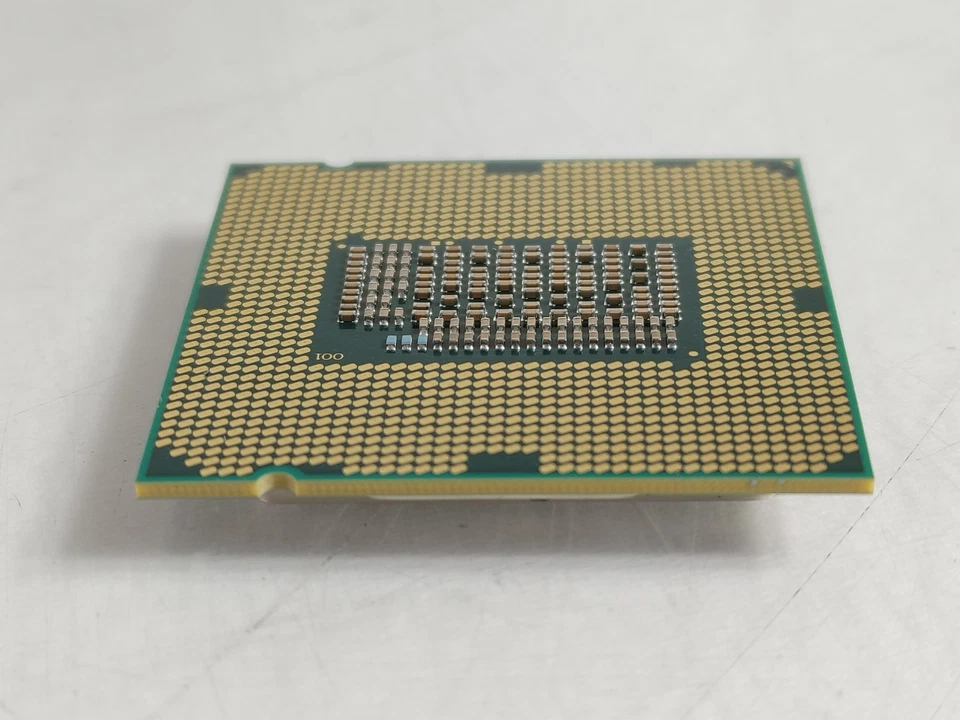 Procesador CPU de servidor Intel Xeon E3-1220 3,1 GHz 5 GT/s LGA 1155 SR00F Foto 4 de 4