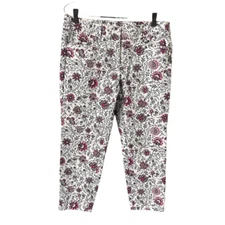 Loft size 10 floral Capris. Beach cottagecore