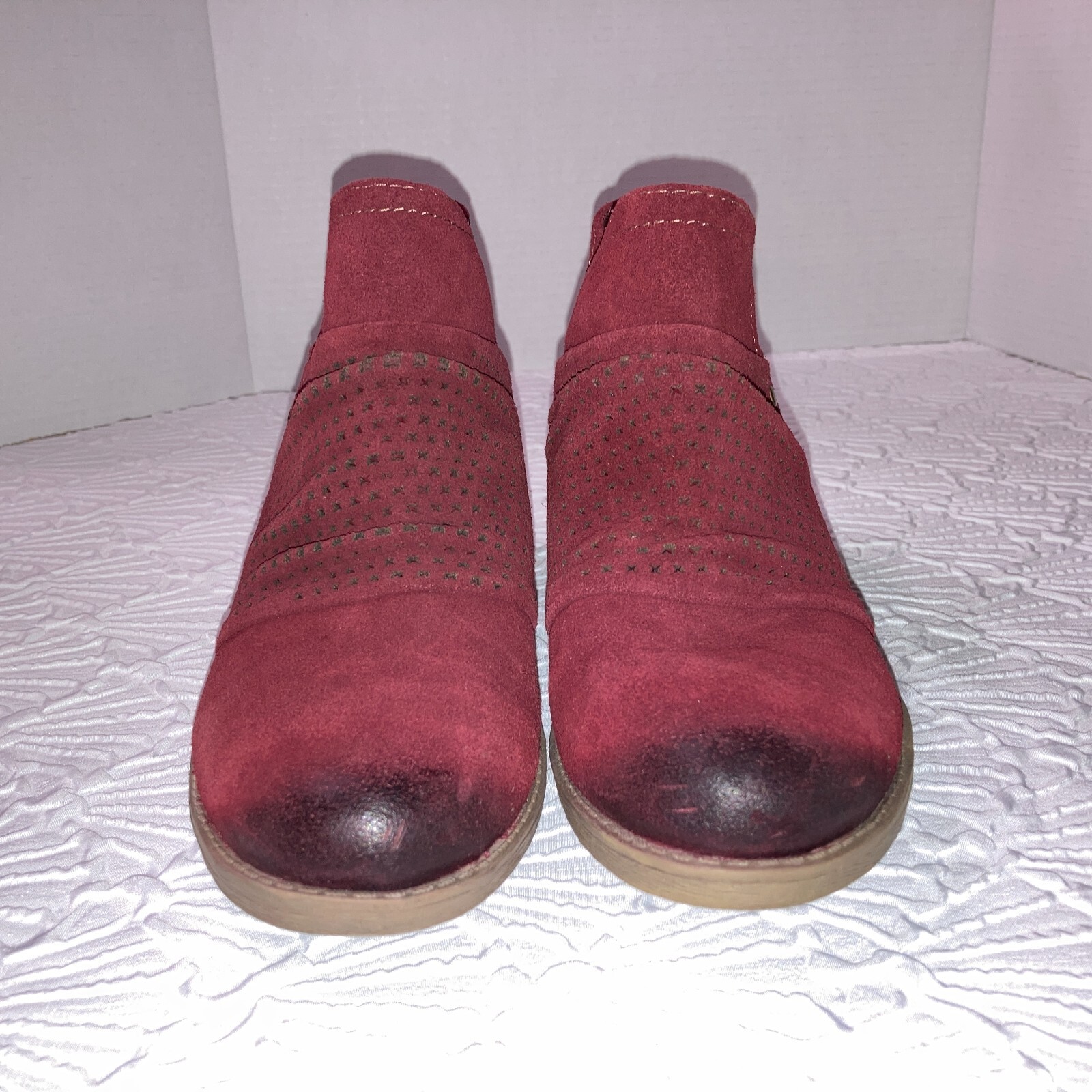 earth amanda booties