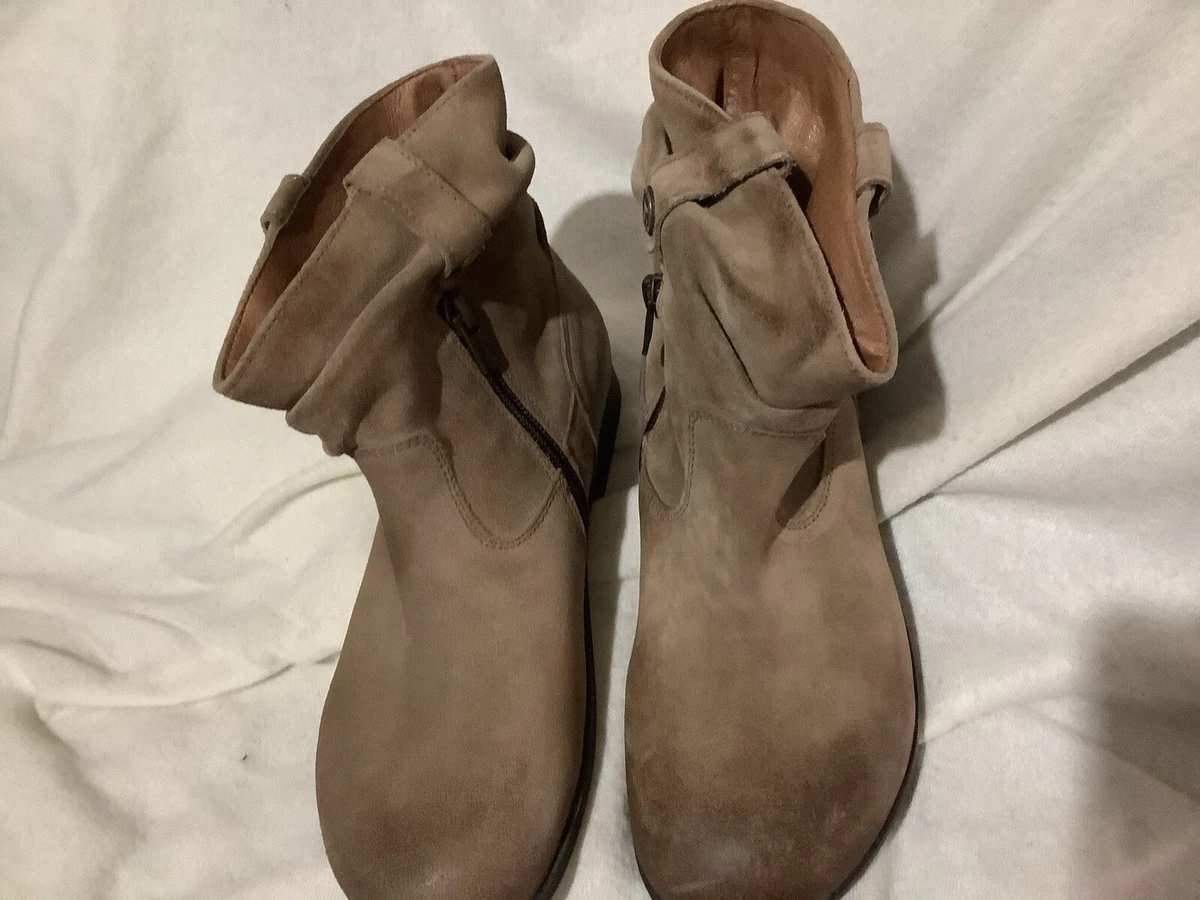 Sarnia sales birkenstock boots
