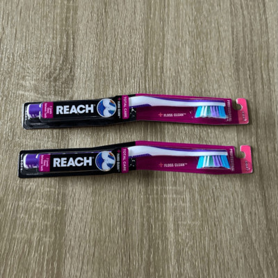 NEW  REACH Set Of 2  Total Care Floss Clean Toothbrushes