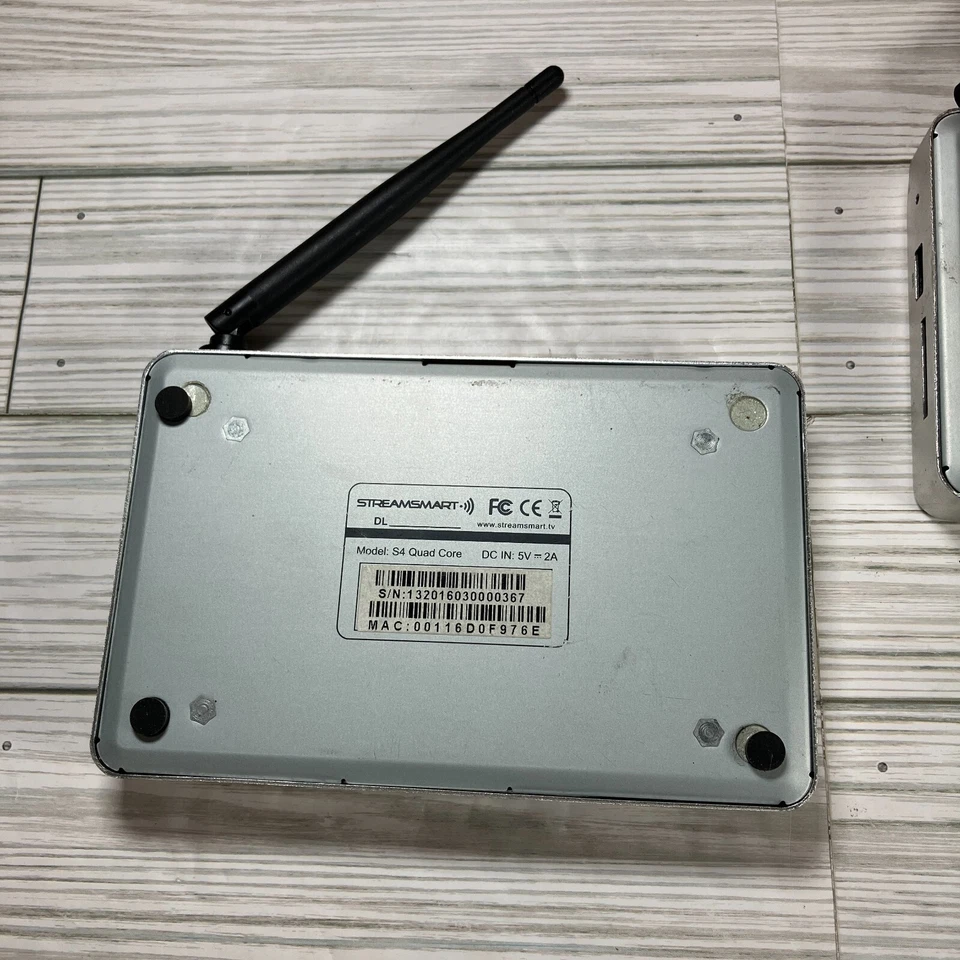 Reproductor de transmisión multimedia StreamSmart S4 cuatro núcleos 8 GB SIN cables/PSA SIN PROBAR Foto 4 de 4