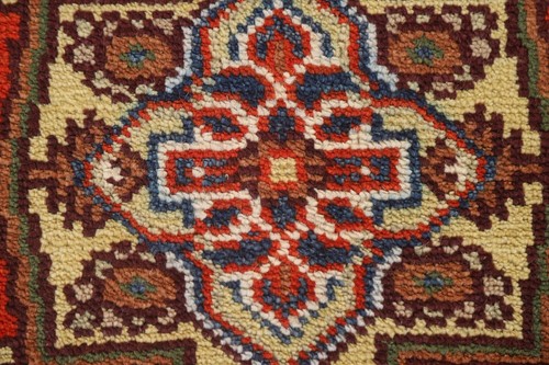 Traditional Heriz Serapi Small Rug 2x3 Hand-Knotted Wool Indian Carpet - Picture 3 of 12