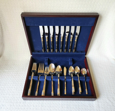 Wallace GOLDEN CORSICA Gold Accent 53 Pc Stainless Flatware Set w/Case~ Serves 8