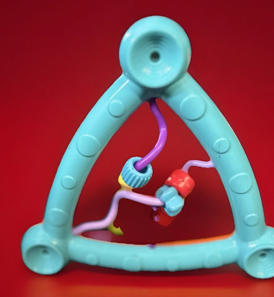 Cubo de actividad triangular Little Tikes juguete sensorial habilidades motoras probado en muy buena condición Foto 3 de 4