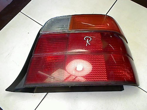 Heckleuchte / Rücklicht  Rechts BMW E36 318tds compact Sofortversand
