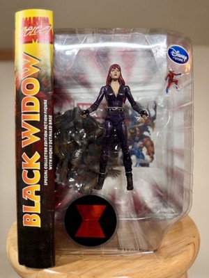 * Marvel Select BLACK WIDOW Special Collectors Edition Action Figure With Base!