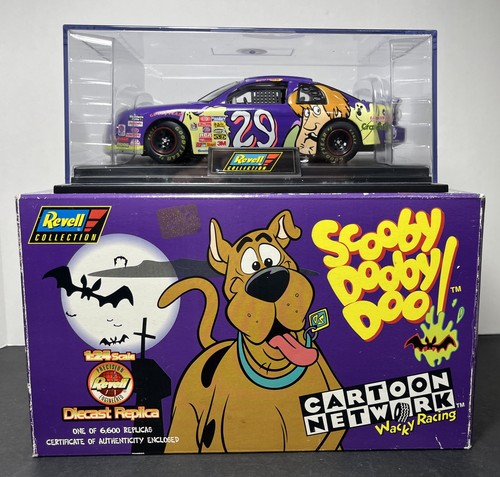 Revell Collection Robert Pressley 1:24 Diecast 29 Scooby Doo '97 Monte Carlo NIB