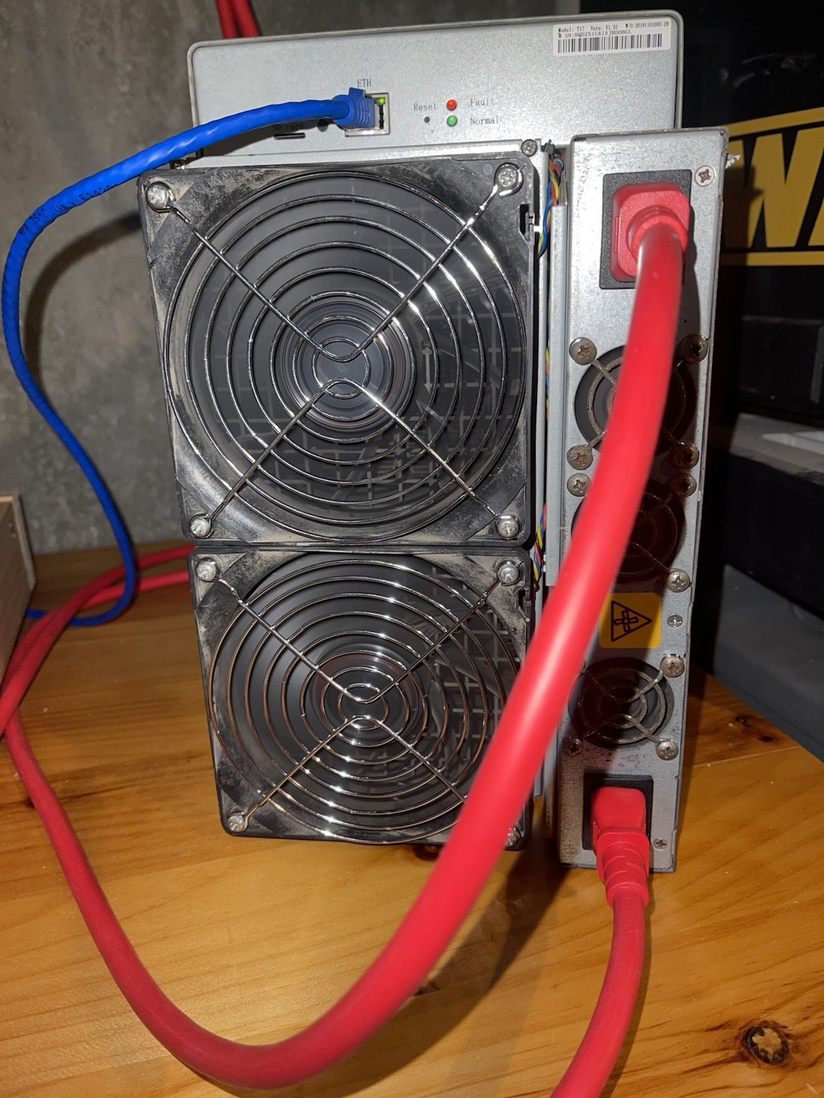 Bitmain Antminer T17 42Th Sha 256 ASIC Miner
