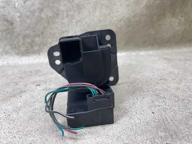 Cilindro de bloqueo de interruptor de encendido con llave para 04-12 CHEVROLET MALIBU p36-202594 Foto 4 de 4