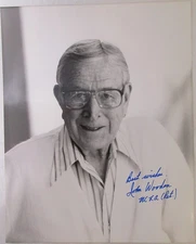 Coach John Wooden Signed Autograph B&W 8" x 10" Photo UCLA Basketball Legend