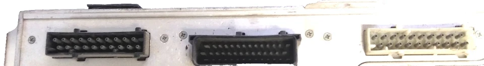 4695961 ecm ecu компьютер 1997 Saab 900 - Изображение 3 из 4