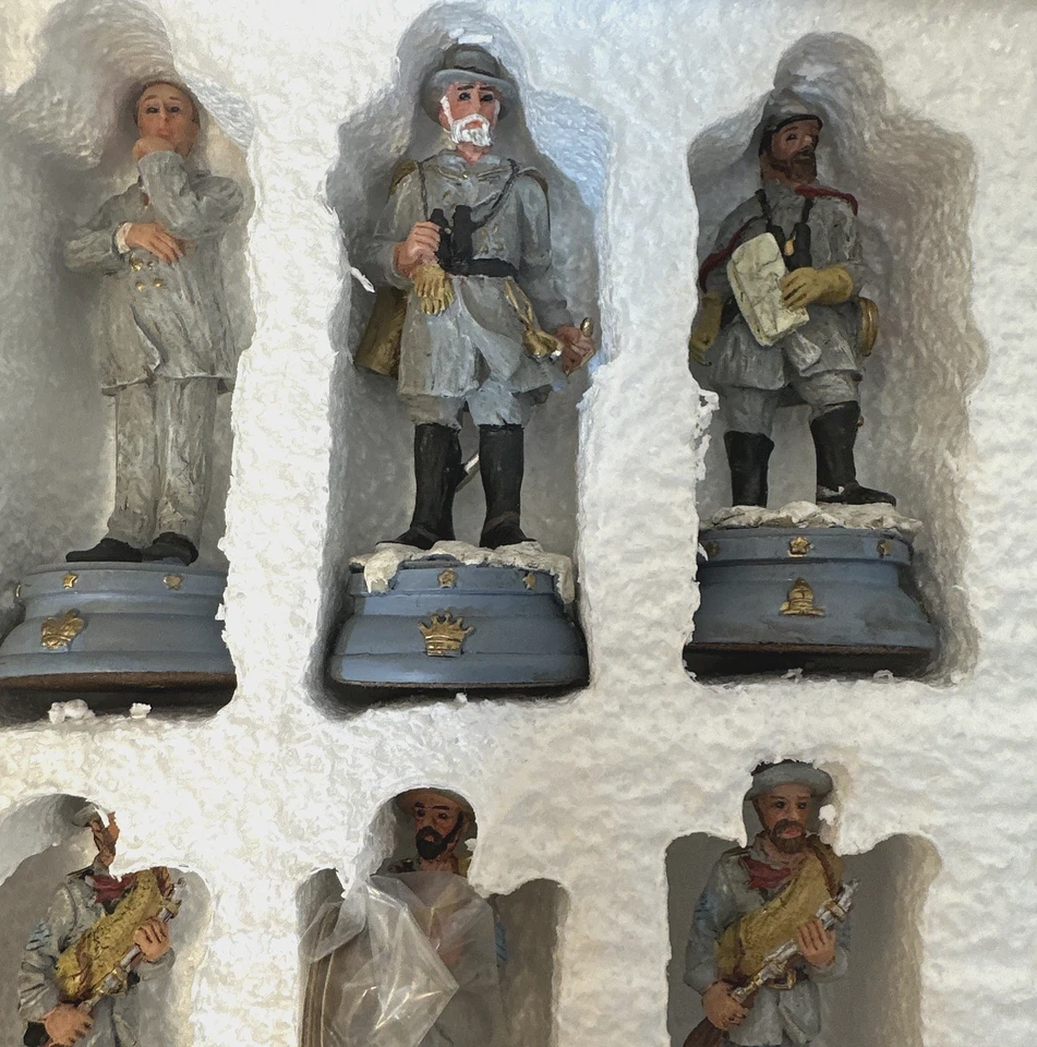 Vintage US Civil War Chessmen Set Collection 2116H *NO BOARD H - Image 4 of 4