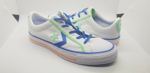 white converse youth size 5