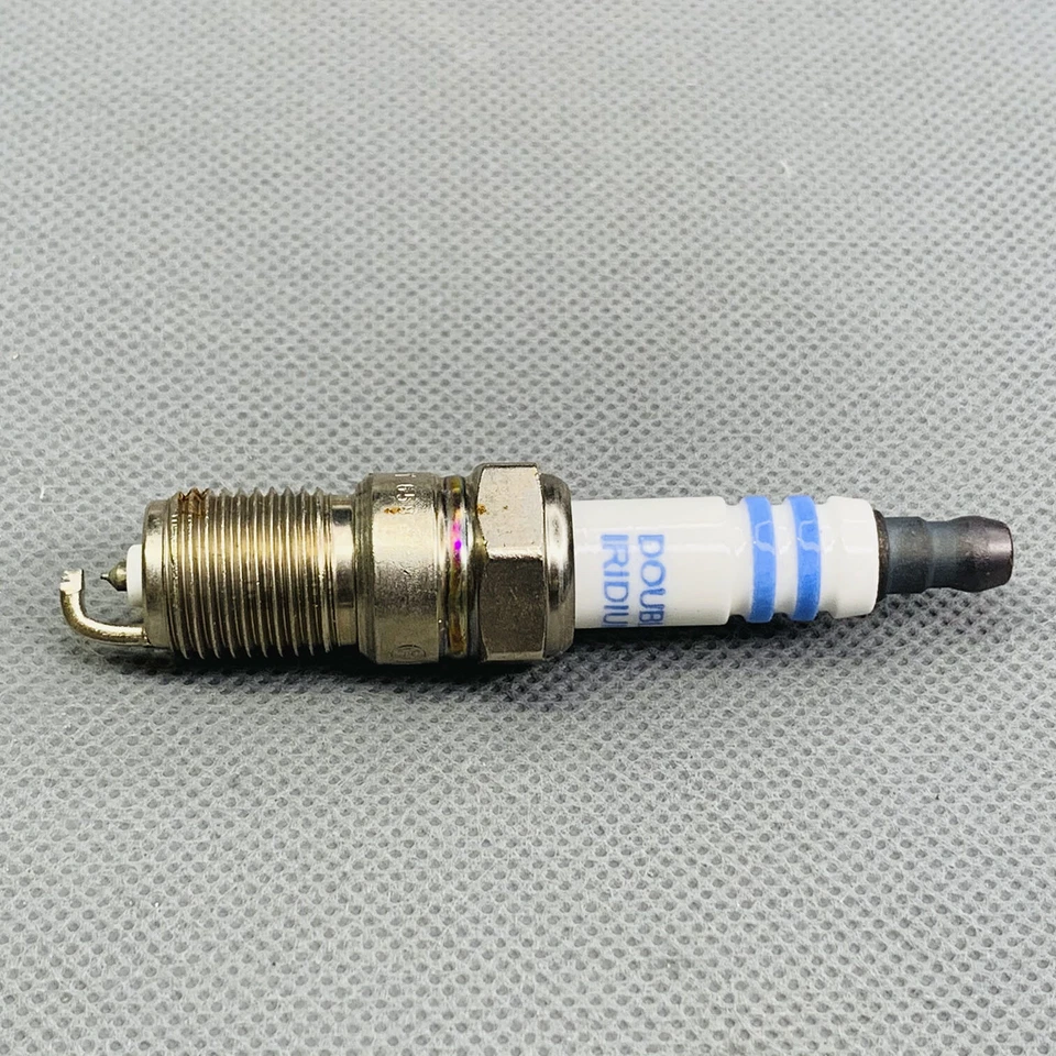 Bujía doble iridio Bosch 8 piezas para Chevy Ford GMC Buick Oldsmobile 9601 Foto 4 de 4