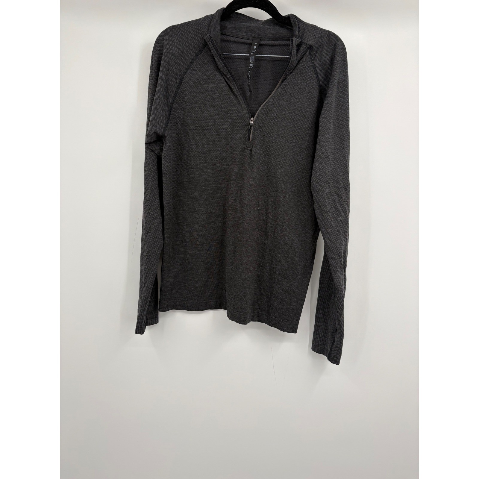 Lululemon Men's Dark Gray Quarter Zip Long Sleeve Athletic Top Size M