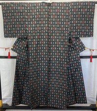 Japanese Vintage Kimono Silk Black Oshima Traditional Authentic Length 59 in