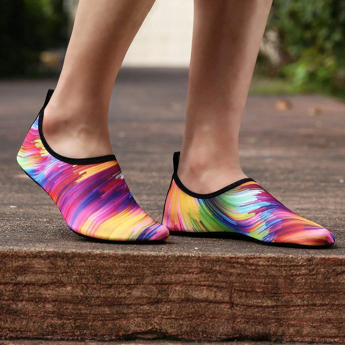 Aqua sock deals 36