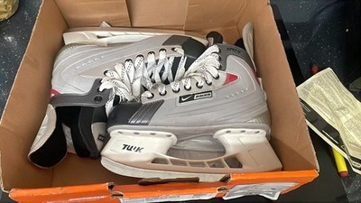 NIKE BAUER VAPOUR SPEED Eishockey Schlittschuhe UK-Größe 8, NEU + KARTON, BESCHREIBUNG LESEN  