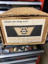 Vintage Warn Premium Locking Hubs Dana 44 19 Spline M197. Vintage Warn Premium Locking Hubs Dana 44 19 Spline M197.