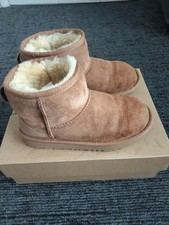 Uggs Kids Classic Mini ii Chestnut Size 1