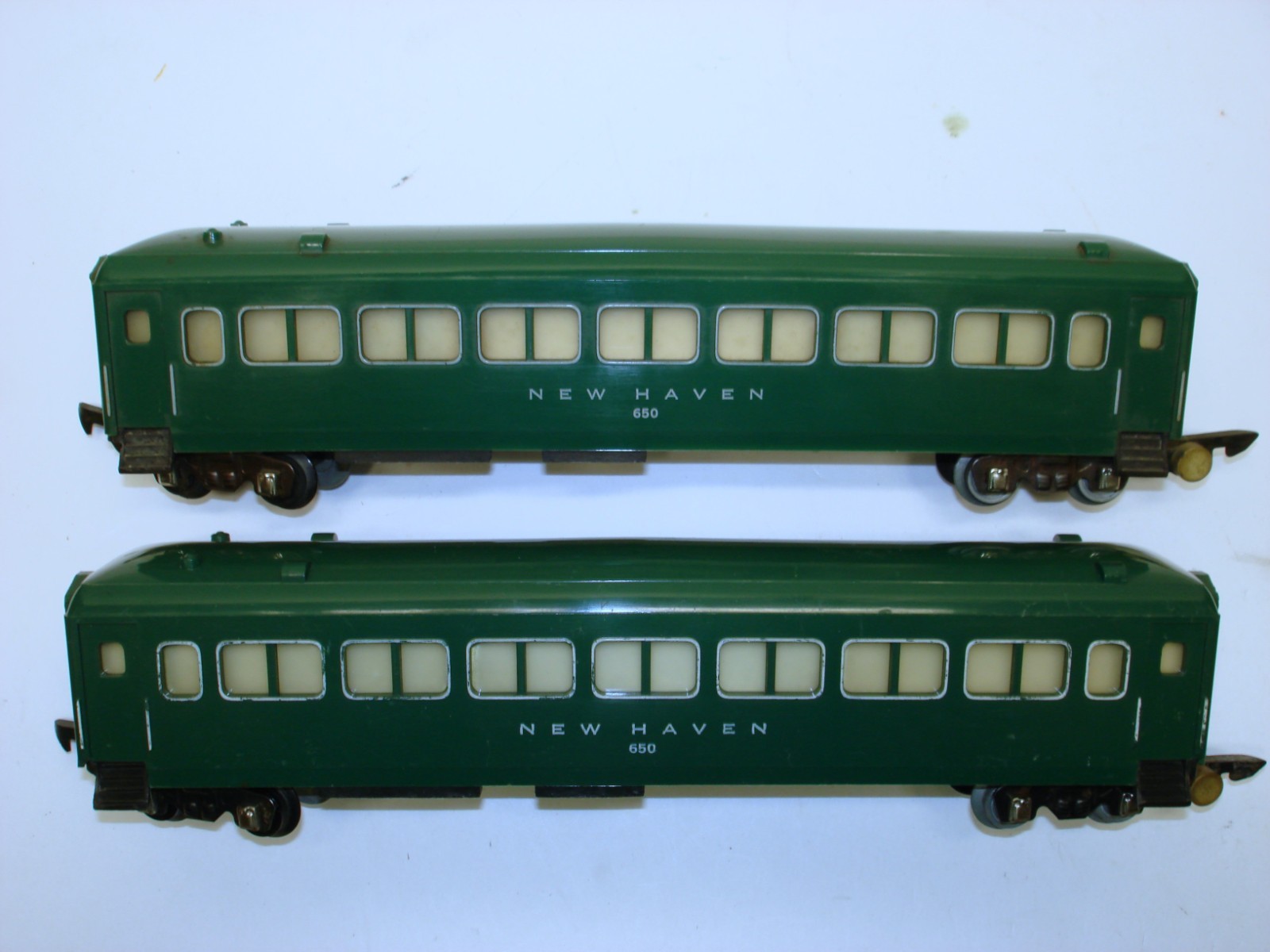 Pair of 650 American Flyer Green New Haven Coach Passenger Cars [Lot C8 ...