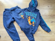Pullover und Sporthose Jungen mit Kapuze Gr. ...