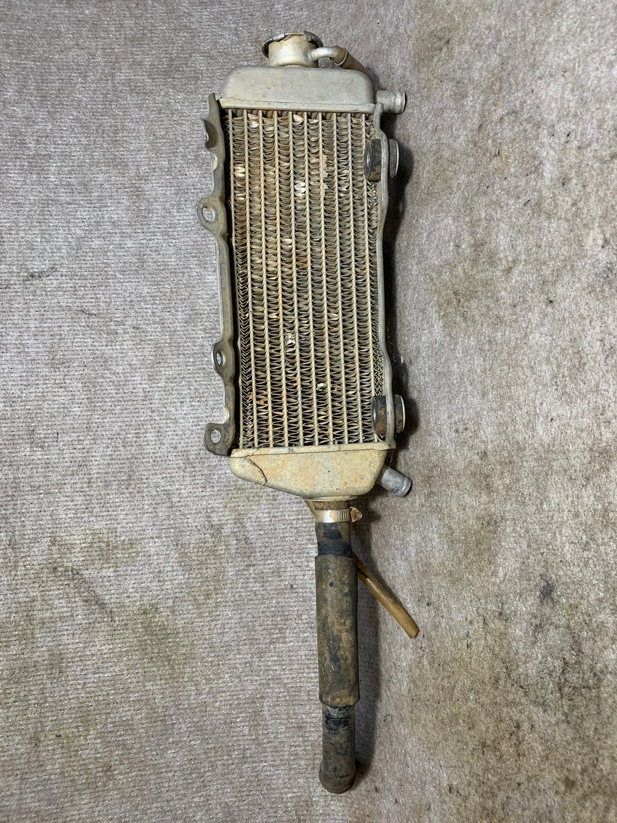 Right Side (Fill Side) Radiator NO CAP OEM Yamaha \\\ NO LEAKS!  06 YZ125