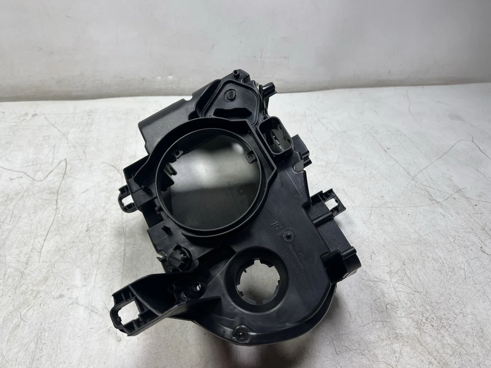 Carcasa del faro BMW X5 E70 2011 2012 2013. Lado derecho del pasajero Foto 2 de 4