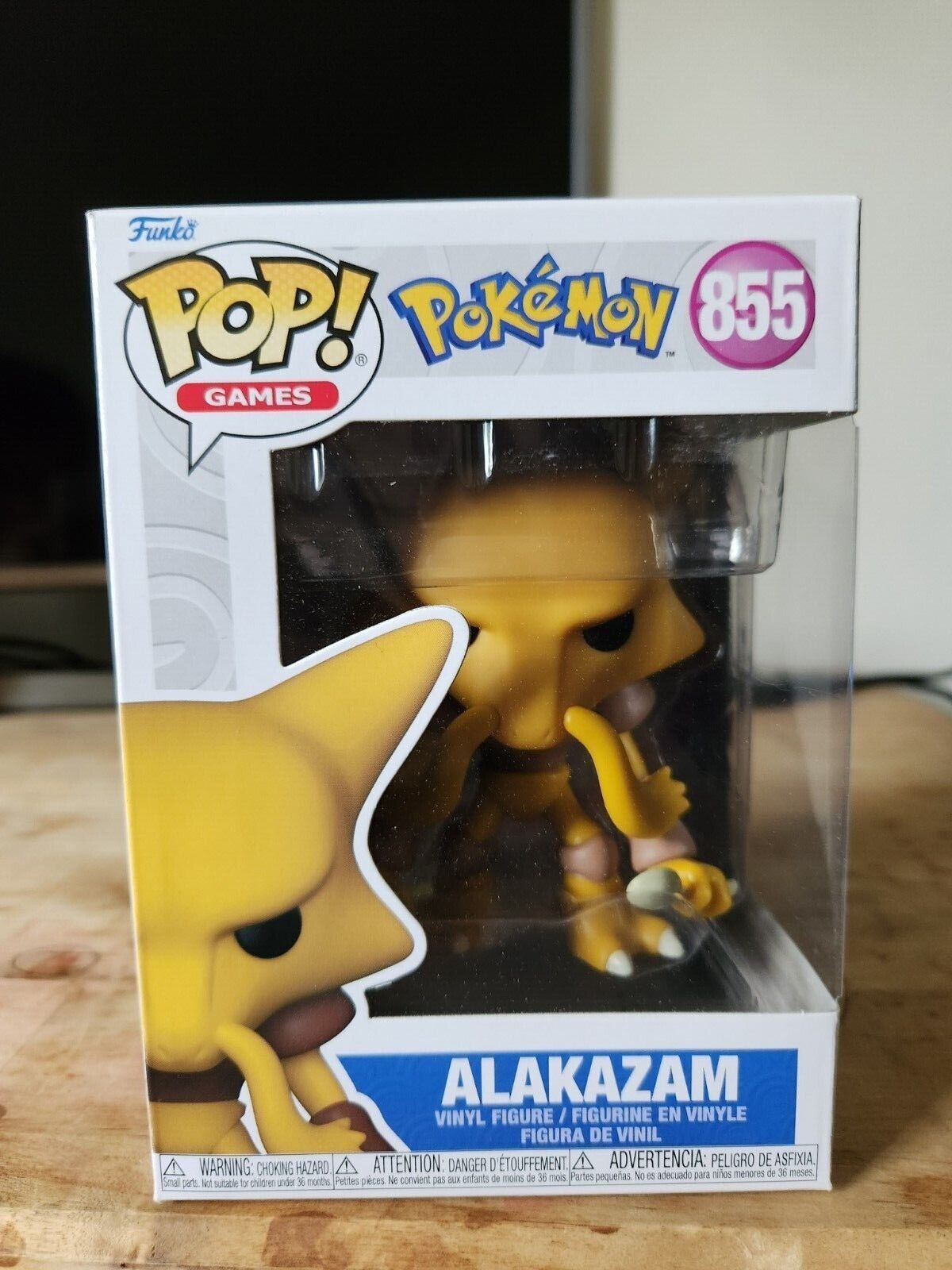 BONECO DE VINIL FUNKO POP COLECIONAVEL POP POKEMON ALAKAZAM 855 - Cellshop  Duty Free